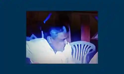 Real Photos of Manu Manek